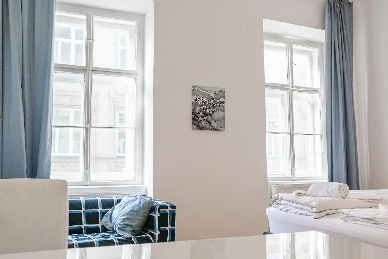 Central Belvedere 3Br Shared Apartment - 12 Min From City Center Vienna 0*,