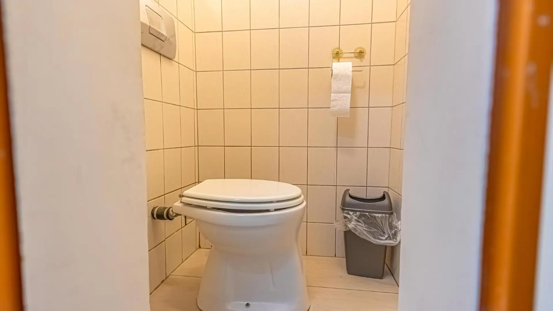 Central Belvedere 3Br Shared Apartment - 12 Min From City Center Vienna